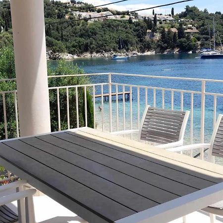 Villa Elsi Upper Apartment カラミ エクステリア 写真